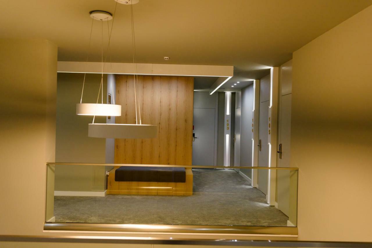 Hotel One Vlorë Εξωτερικό φωτογραφία