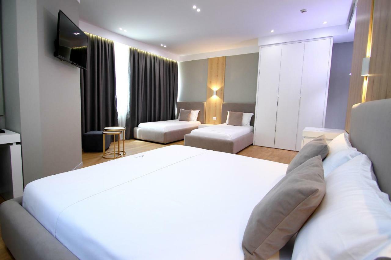 Hotel One Vlorë Εξωτερικό φωτογραφία