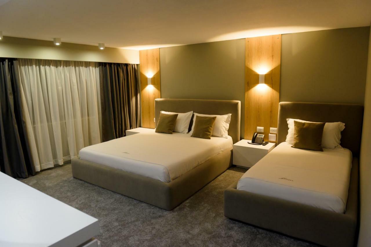 Hotel One Vlorë Εξωτερικό φωτογραφία